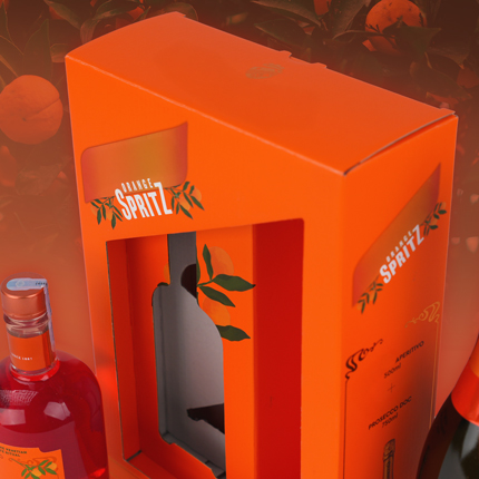 Geschenkverpackung für Getränke aus Wellpappe mit Inlay